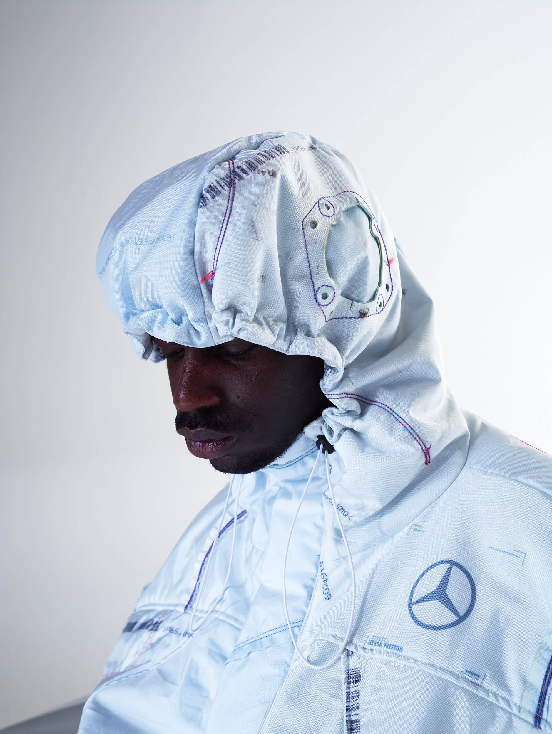 Mercedes-Benz (2021)